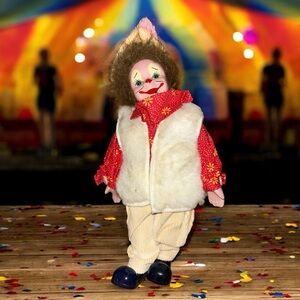 Vintage Hubao collectible clown porcelain face hands and feet